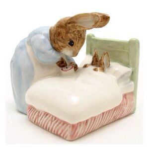 Beatrix Potter PETER IN BED Figurine Royal Albert 1994 Porcelain  England Warner